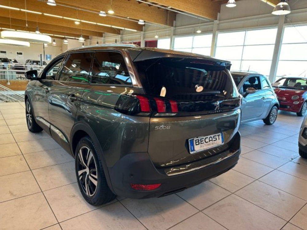 Peugeot 5008 usata a Vicenza (4)