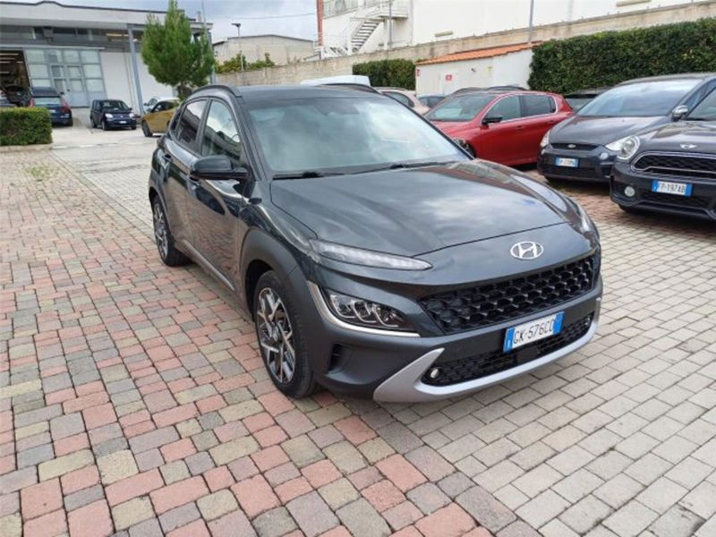 Hyundai Kona HEV 1.6 DCT XLine del 2022 usata a Bari