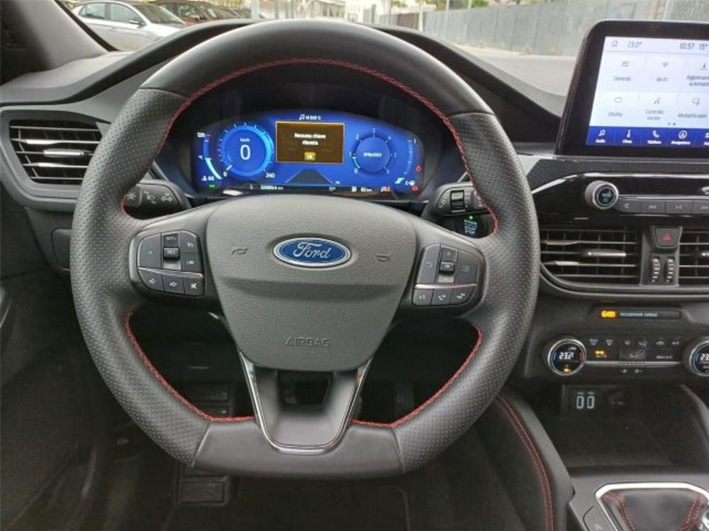 Ford Kuga usata a Bari (14)