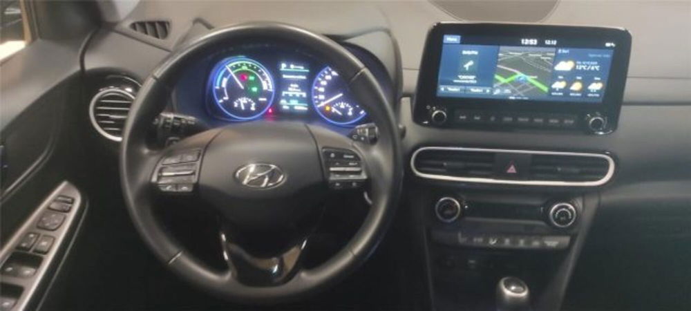 Hyundai Kona usata a Bari (12)