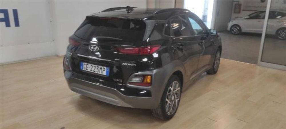 Hyundai Kona usata a Bari (6)