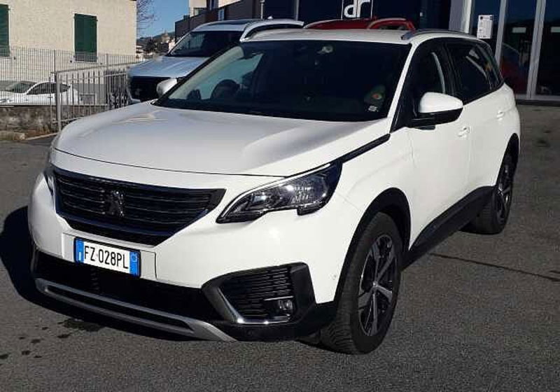 Peugeot 5008 BlueHDi 130 S&S EAT8 Allure  del 2020 usata a Sarzana