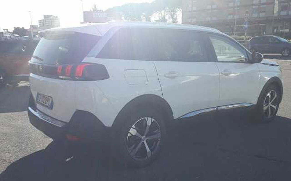 Peugeot 5008 usata a La Spezia (6)