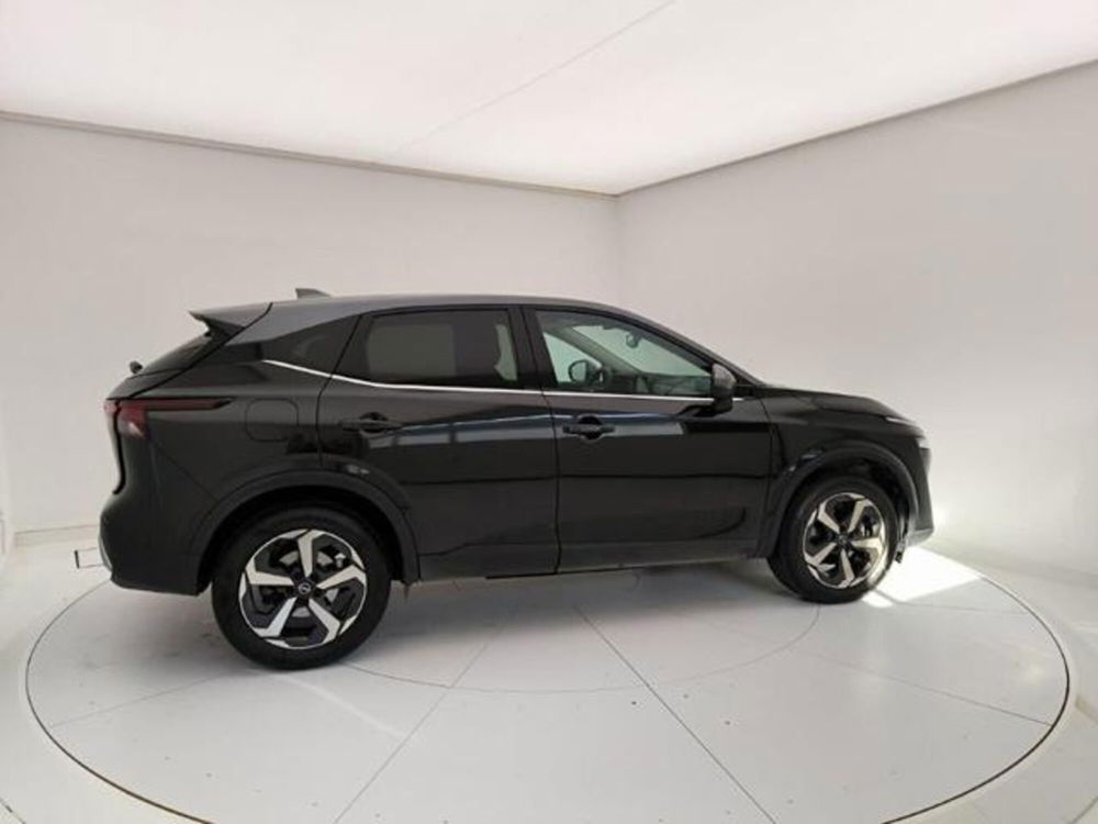 Nissan Qashqai usata a Pavia (6)