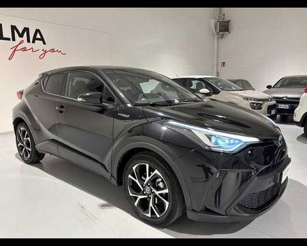 Toyota Toyota C-HR usata a Milano (3)