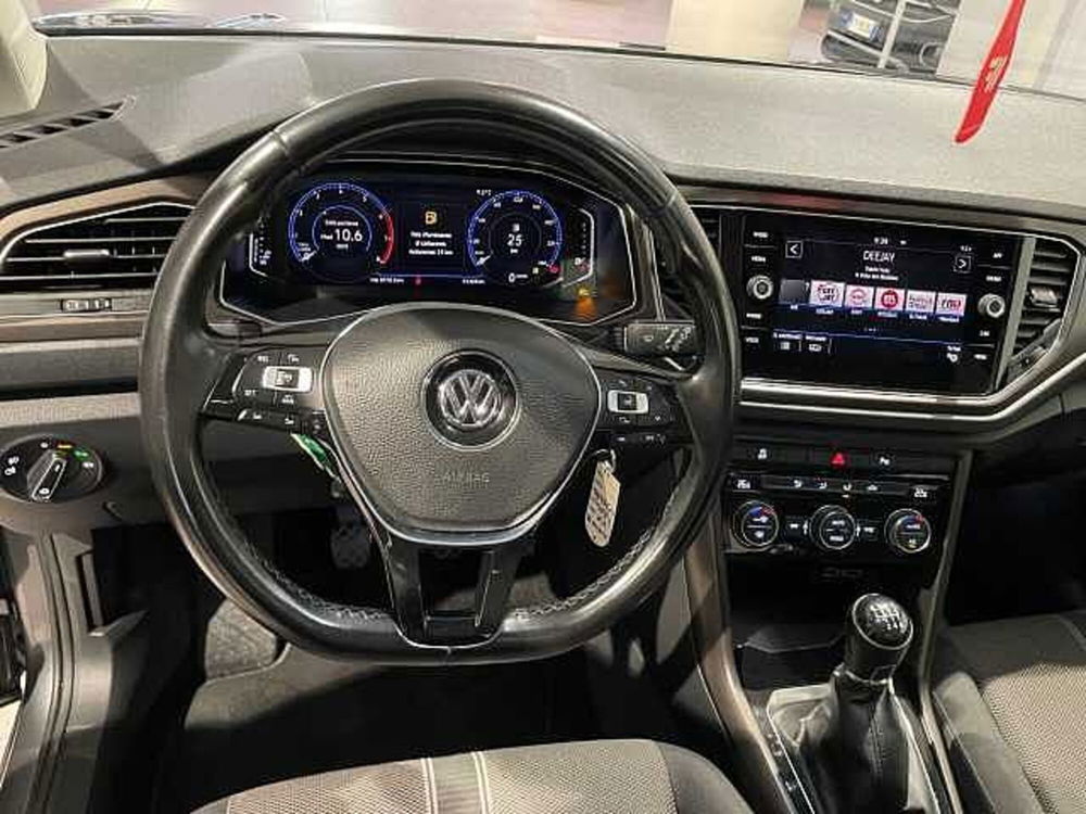 Volkswagen T-Roc usata a Genova (11)