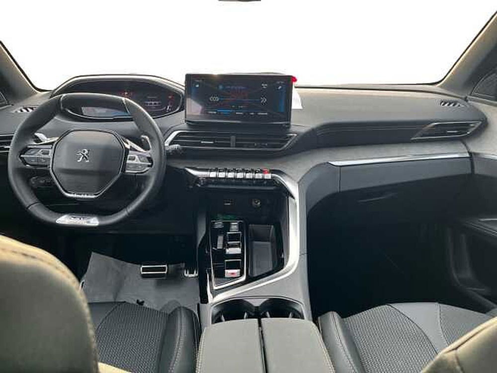 Peugeot 5008 nuova a Treviso (8)