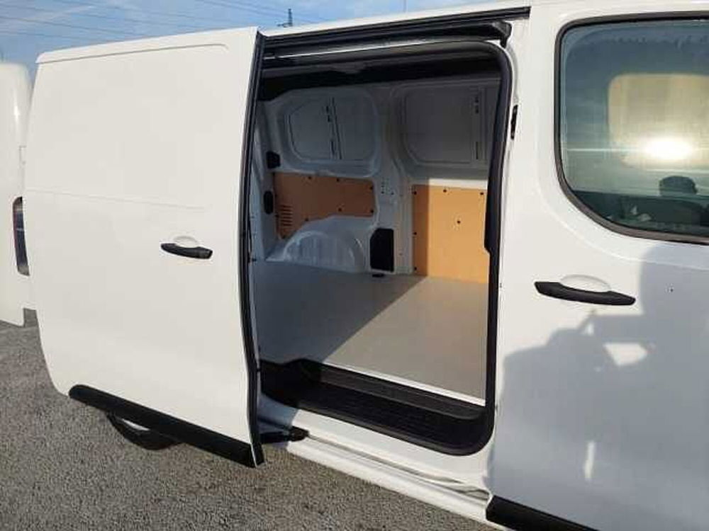 Opel Vivaro nuova a Ravenna (8)