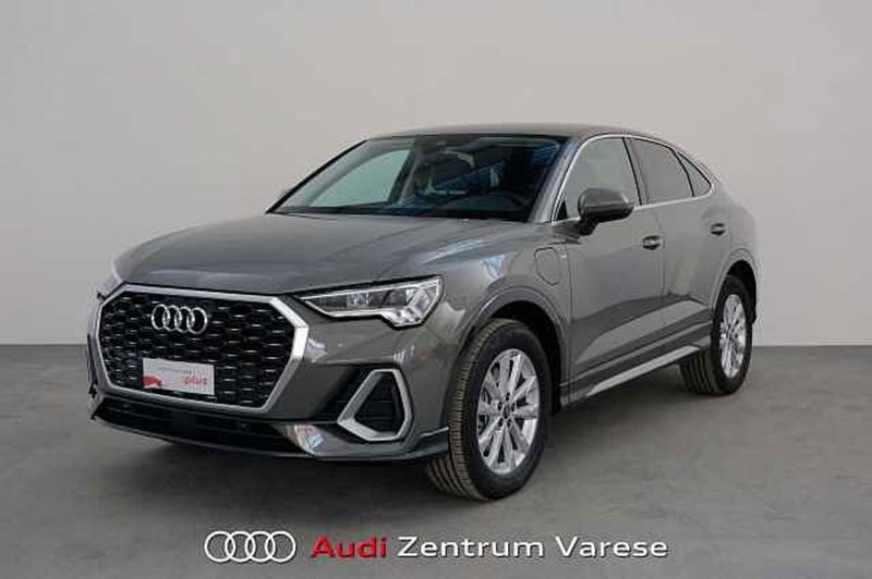 Audi Q3 Sportback Sportback 45 2.0 tfsi quattro 245cv s.-tronic del 2023 usata a Varese