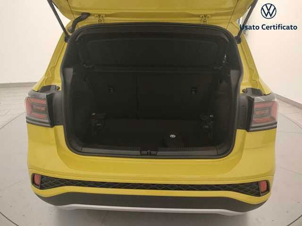 Volkswagen T-Cross nuova a Varese (9)