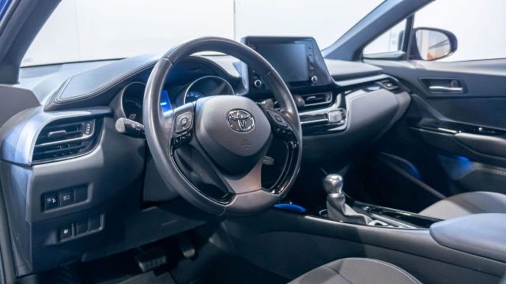 Toyota Toyota C-HR usata a Padova (16)