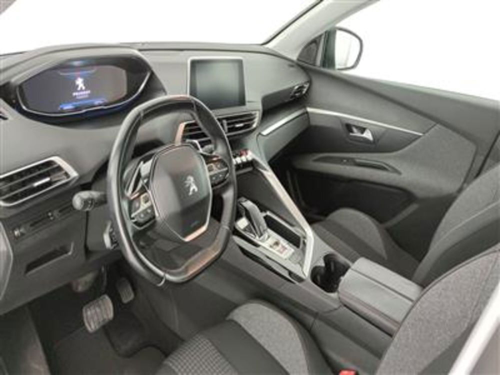 Peugeot 3008 usata a Bari (13)