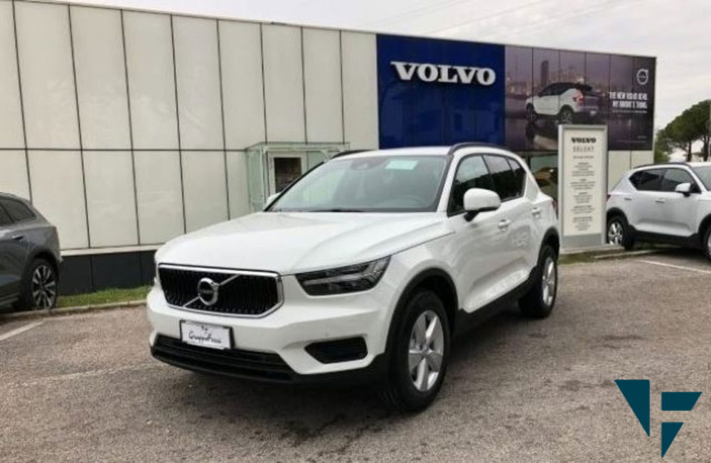 Volvo XC40 usata a Udine (2)