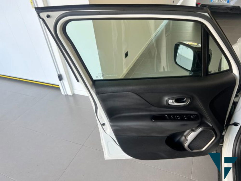 Jeep Renegade usata a Udine (18)