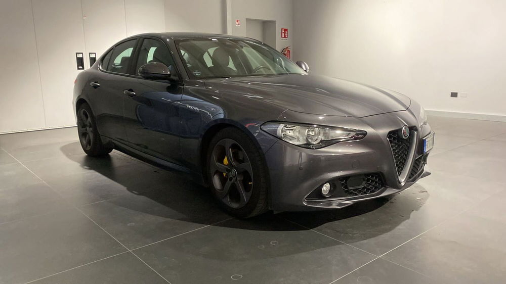 Alfa Romeo Giulia usata a Bergamo (5)