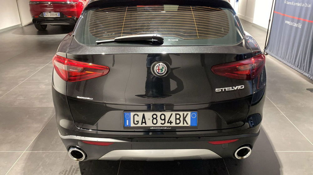 Alfa Romeo Stelvio usata a Bergamo (3)