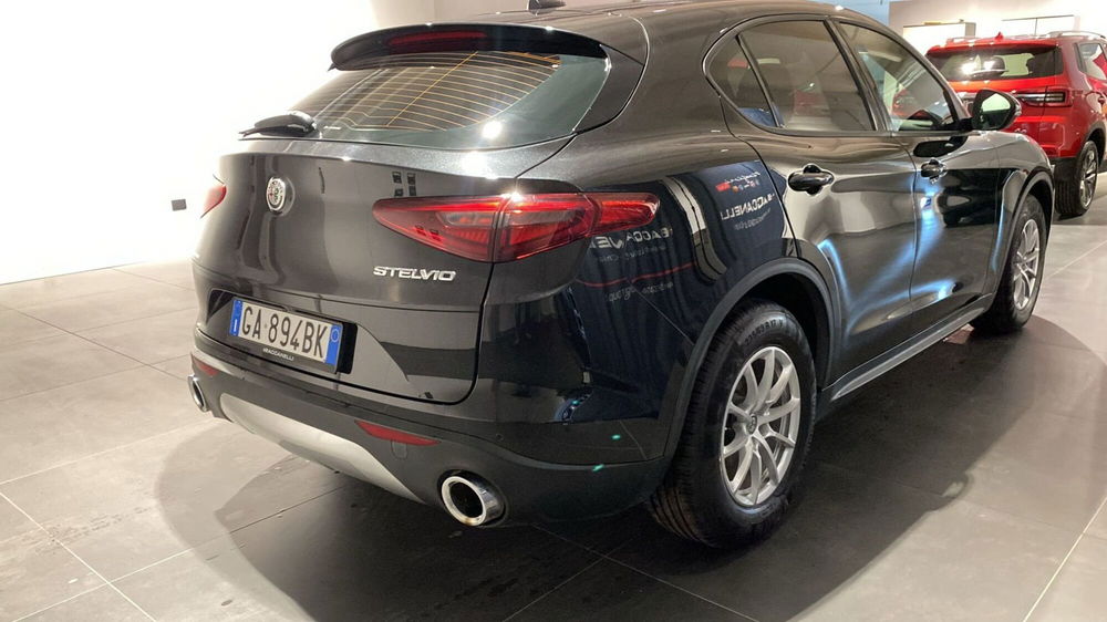 Alfa Romeo Stelvio usata a Bergamo (4)