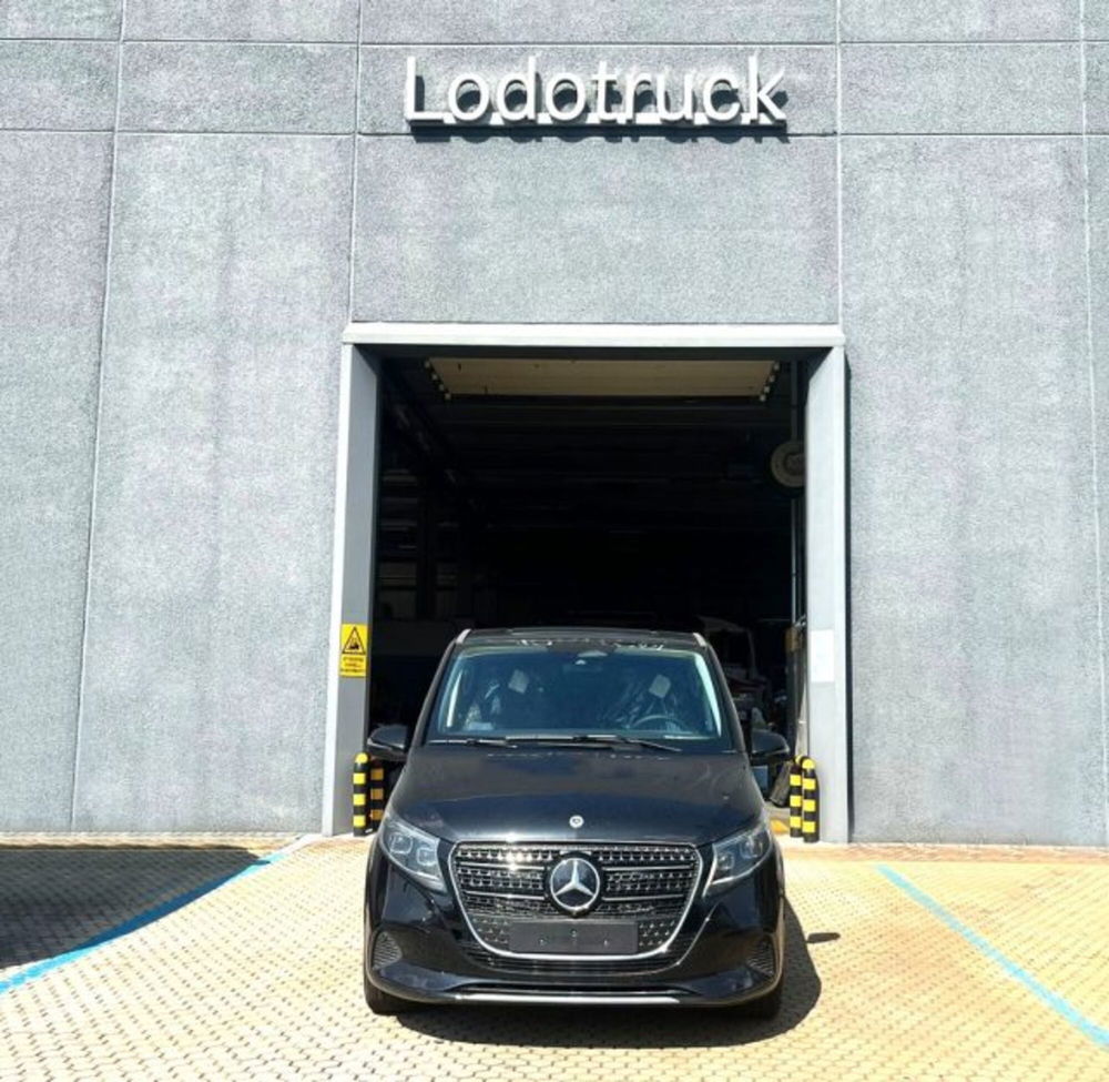 Mercedes-Benz Classe V nuova a Bergamo (2)