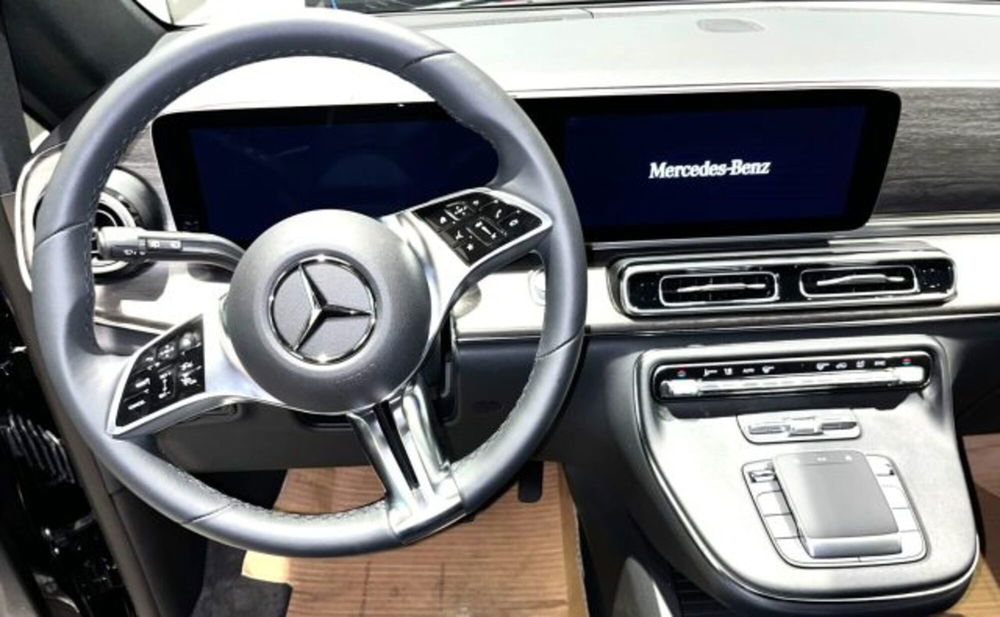 Mercedes-Benz Classe V nuova a Bergamo (8)