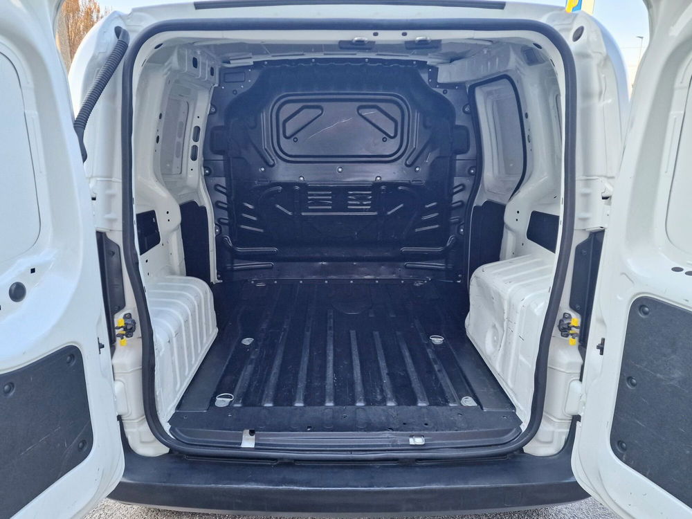 Fiat Fiorino usata a Varese (11)