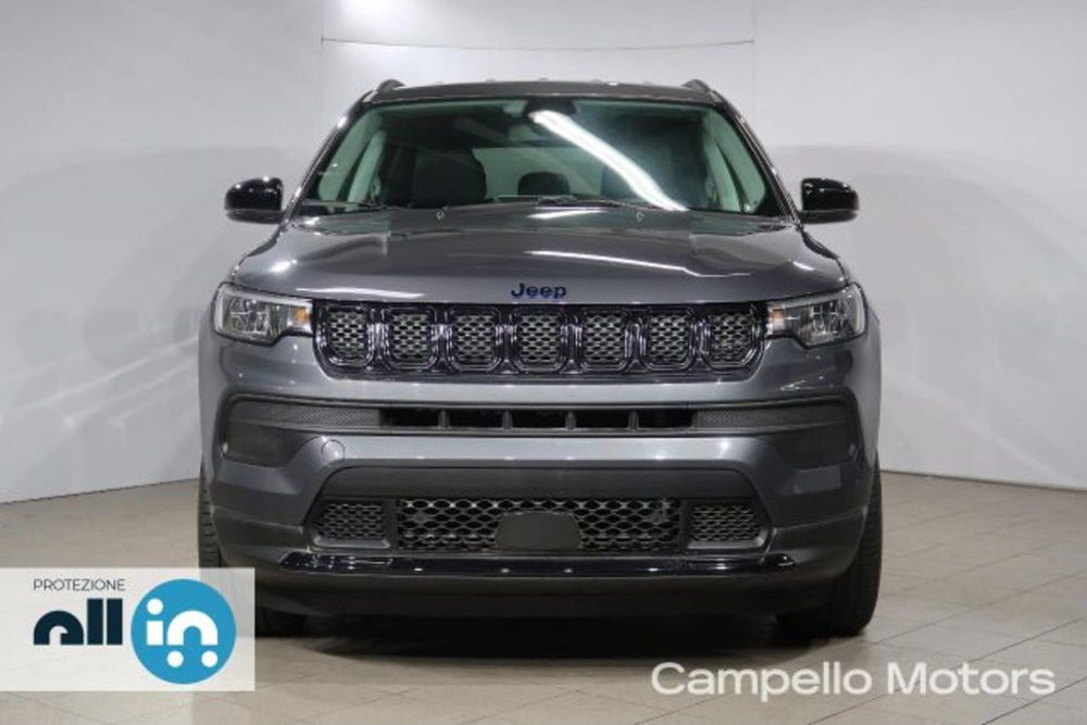 Jeep Compass nuova a Venezia (2)