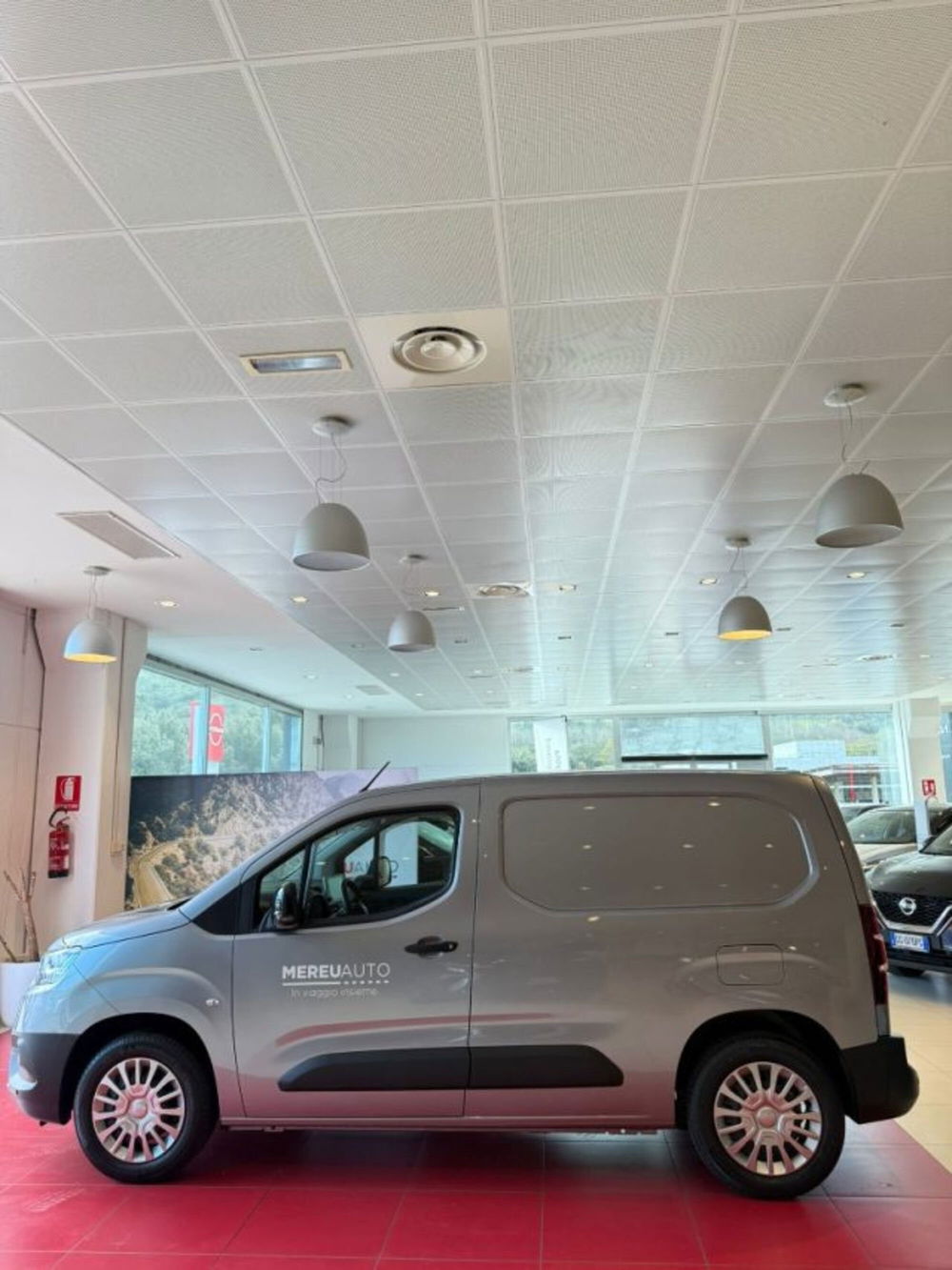 Toyota Proace City nuova a Sassari (2)