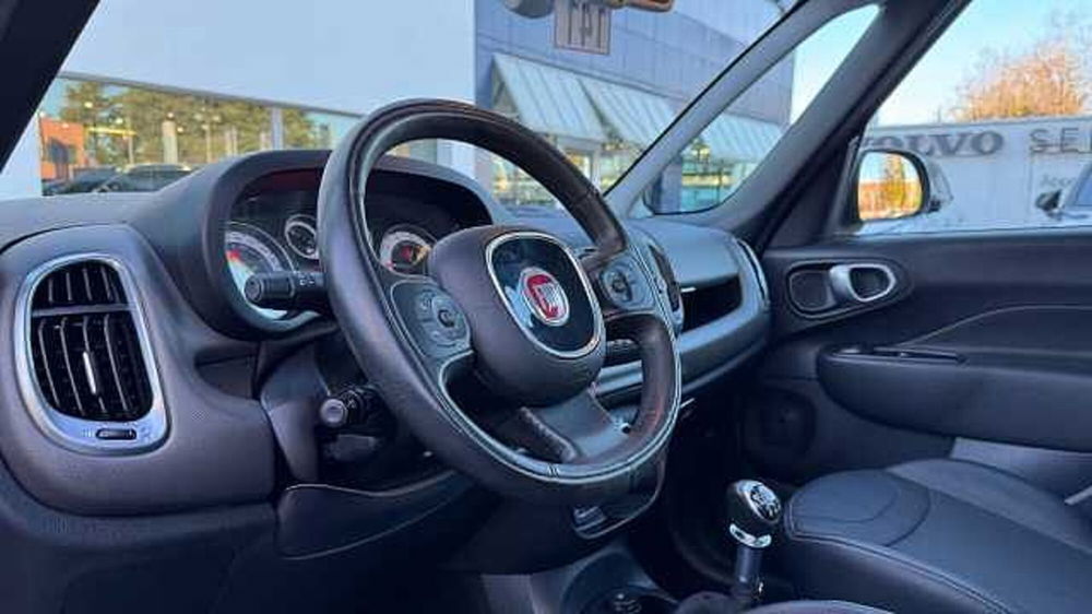 Fiat 500L usata a Milano (11)