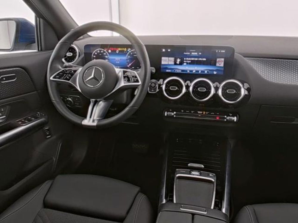 Mercedes-Benz GLA SUV usata a Milano (6)