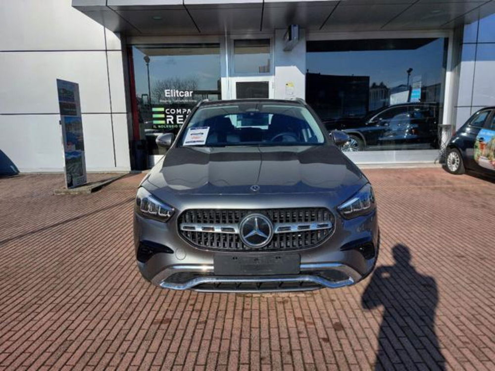 Mercedes-Benz GLA SUV usata a Milano (11)