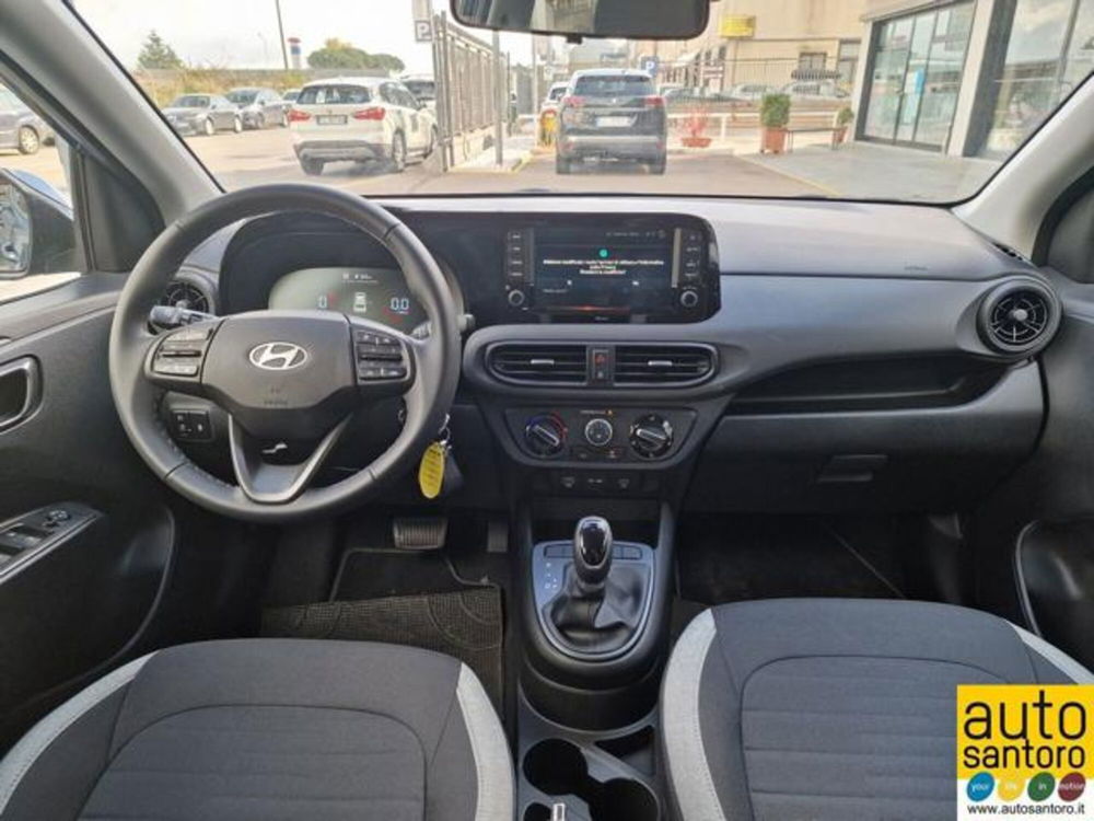 Hyundai i10 nuova a Salerno (20)