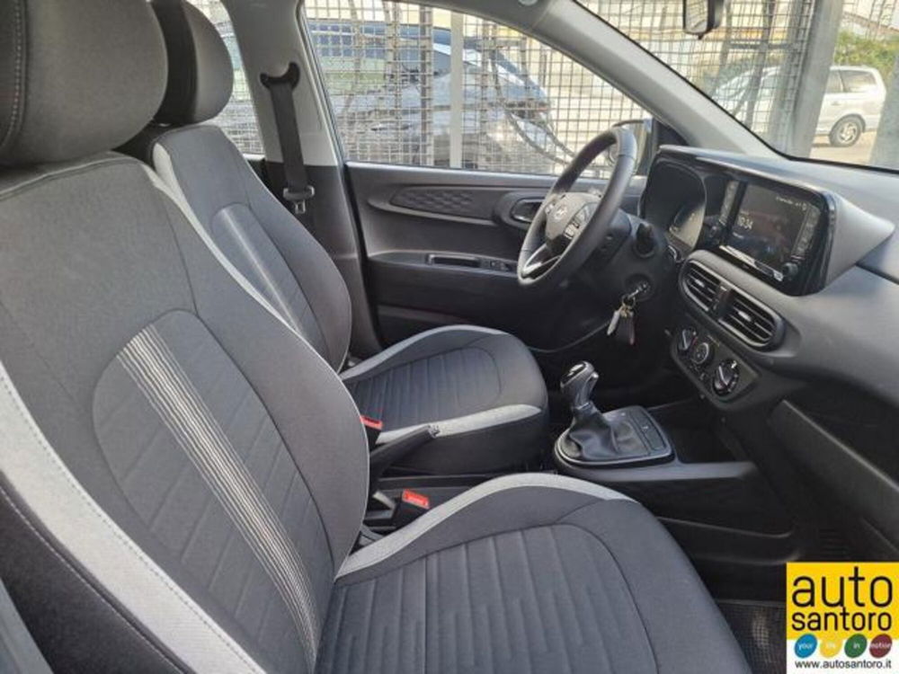 Hyundai i10 nuova a Salerno (18)