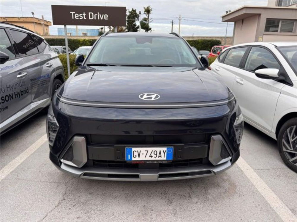 Hyundai Kona nuova a Bari (9)