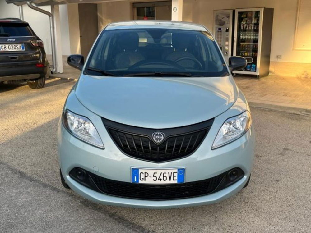 Lancia Ypsilon usata a Trapani (2)