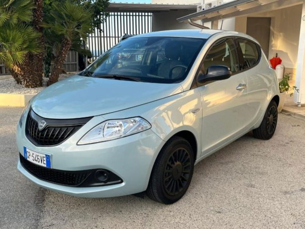 Lancia Ypsilon usata a Trapani (3)