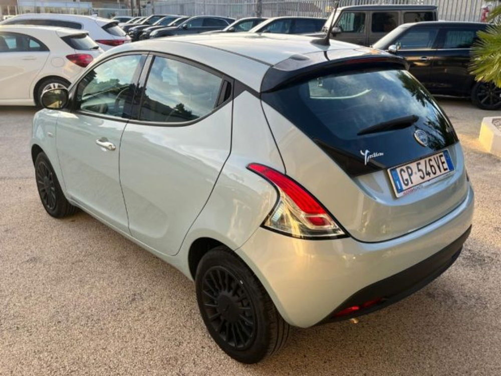 Lancia Ypsilon usata a Trapani (4)