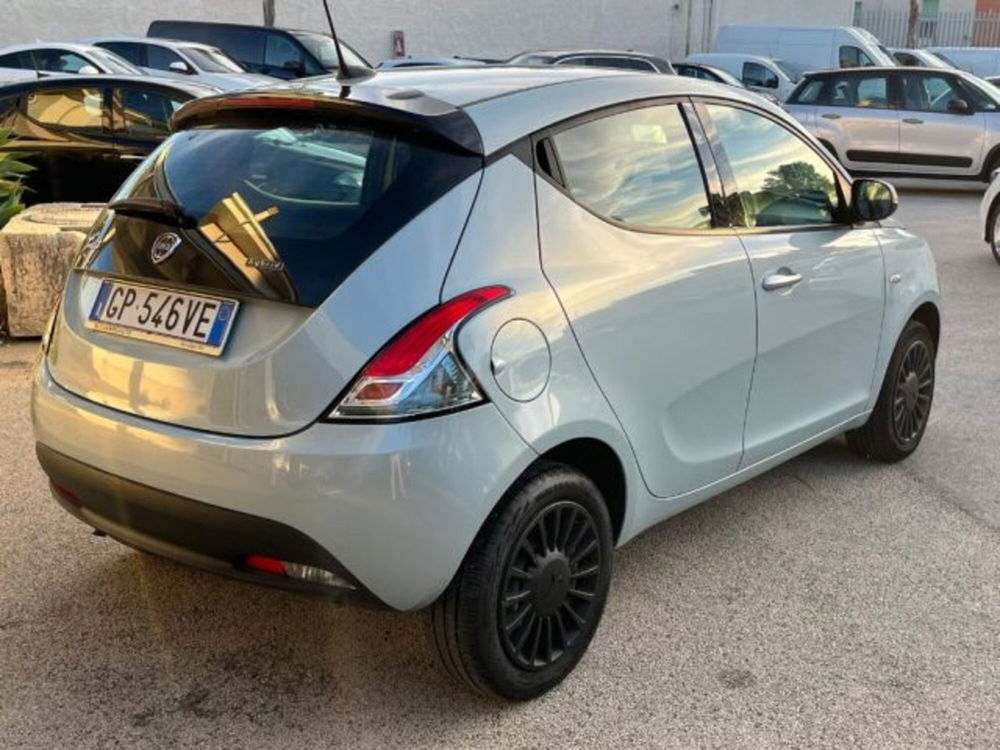 Lancia Ypsilon usata a Trapani (6)