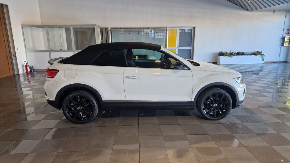 Volkswagen T-Roc Cabrio usata a Vercelli (5)