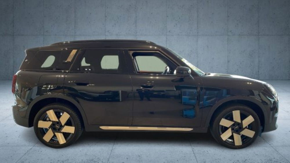 MINI Mini Countryman nuova a Verona (5)