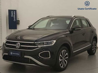 Volkswagen T-Roc 1.5 TSI ACT Style BlueMotion Technology  nuova a Busto Arsizio