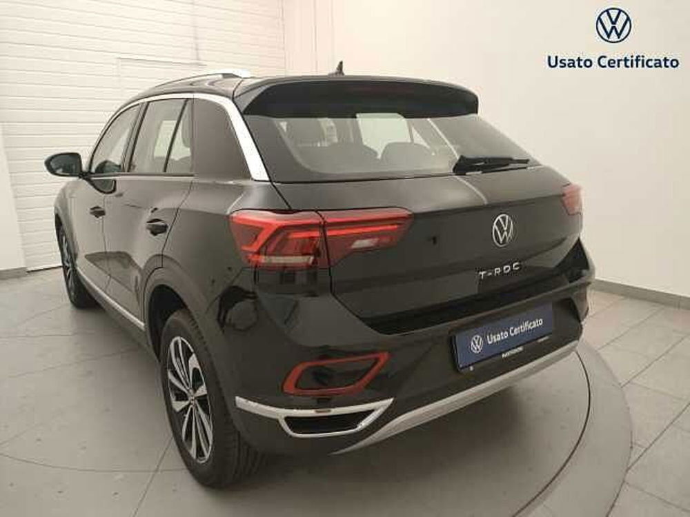 Volkswagen T-Roc nuova a Varese (8)