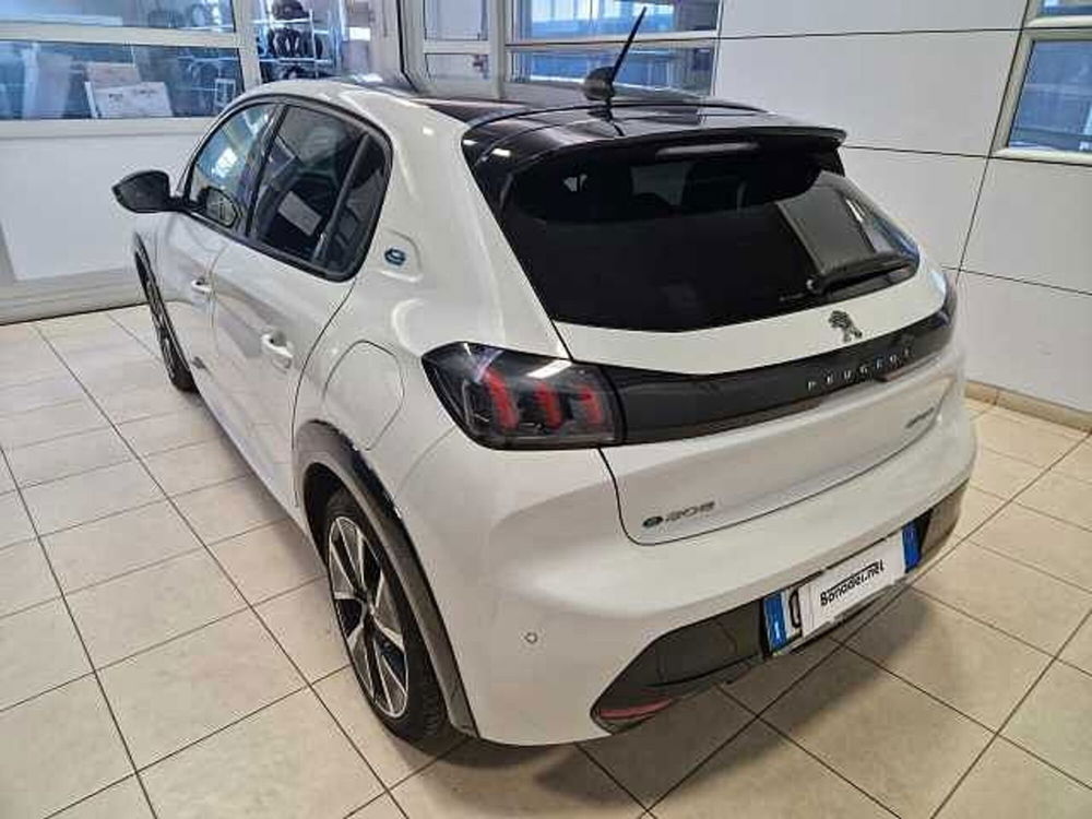 Peugeot 208 usata a Varese (4)