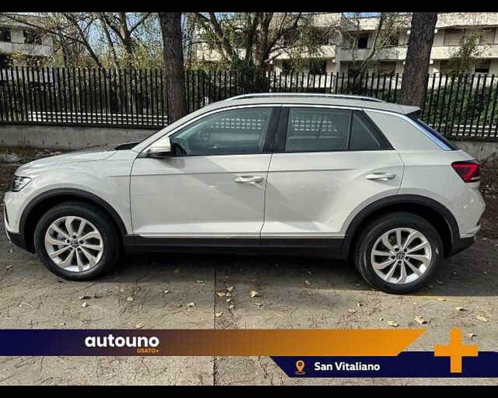 Volkswagen T-Roc nuova a Napoli (2)