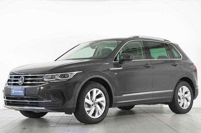 Volkswagen Tiguan 1.5 TSI 150 CV DSG ACT Elegance del 2021 usata a Barni