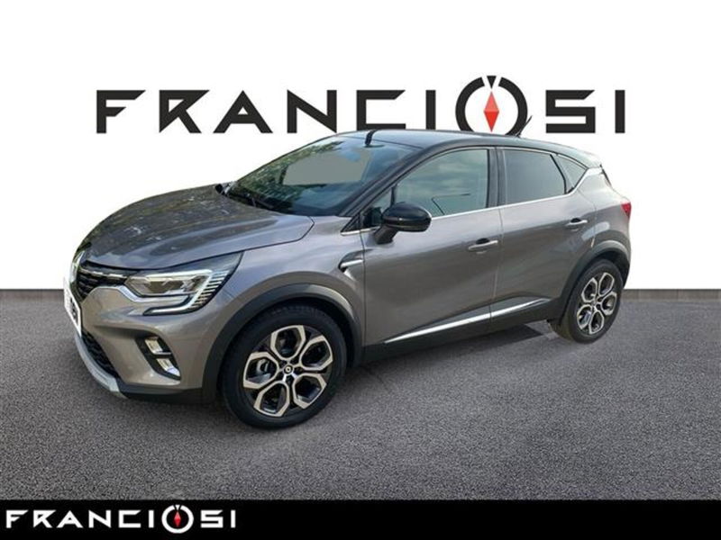 Renault Captur 1.6 full hybrid Techno 145cv auto del 2022 usata a Mirandola