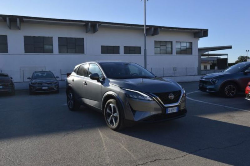 Nissan Qashqai 1.3 mhev N-Connecta 2wd 140cv del 2023 usata a Fondi