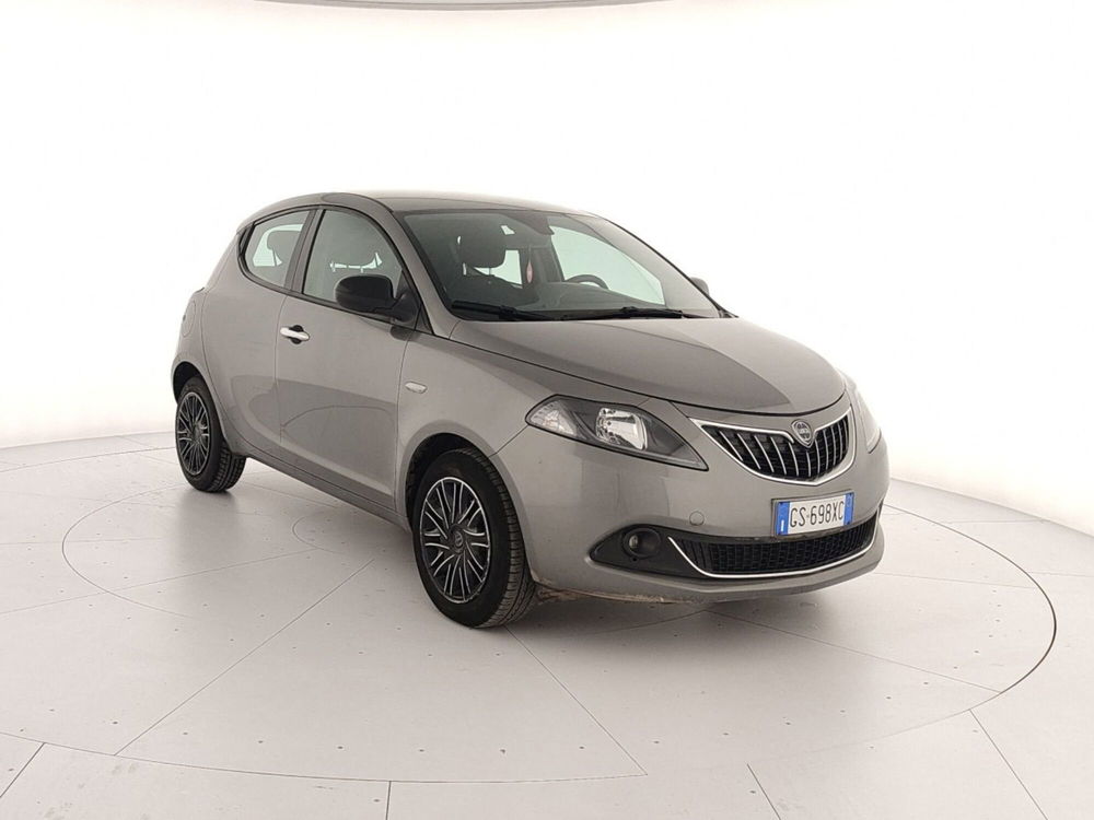 Lancia Ypsilon usata a Caserta