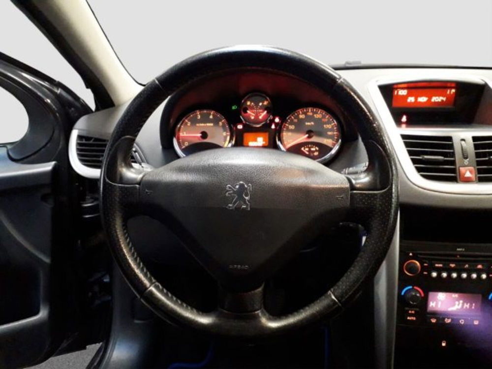 Peugeot 207 usata a Torino (10)