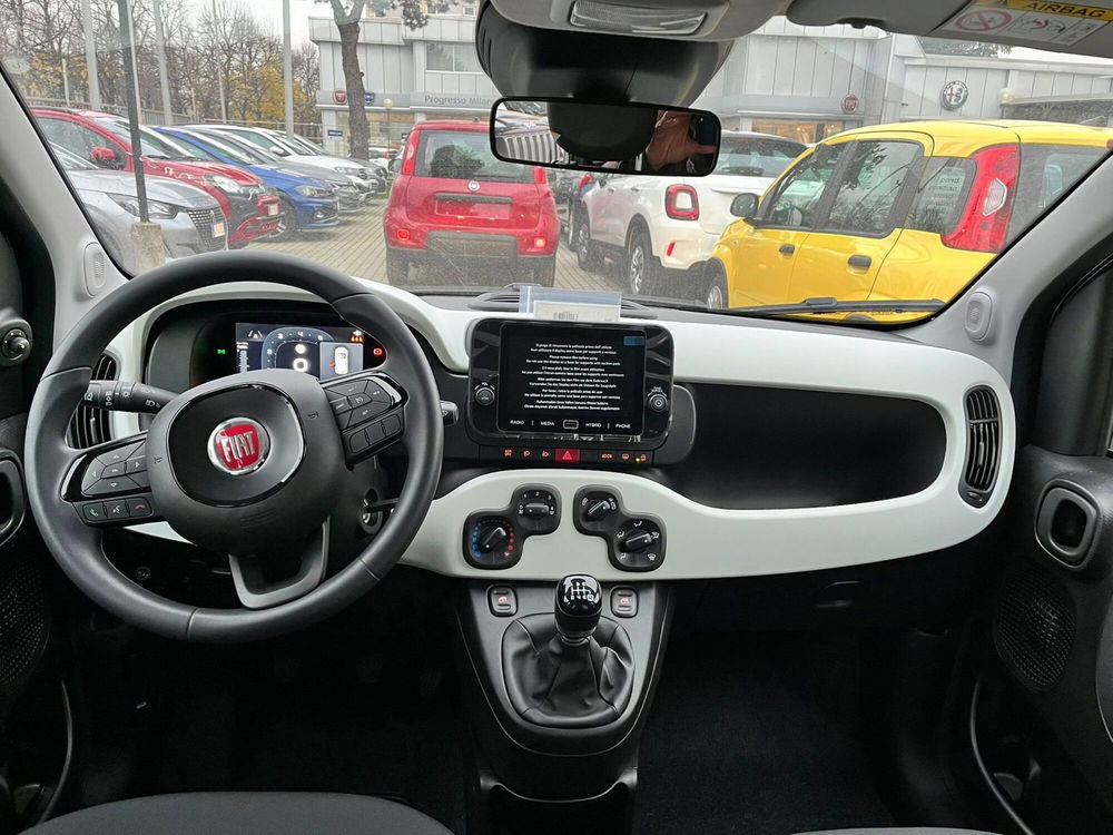 Fiat Panda Cross nuova a Milano (16)