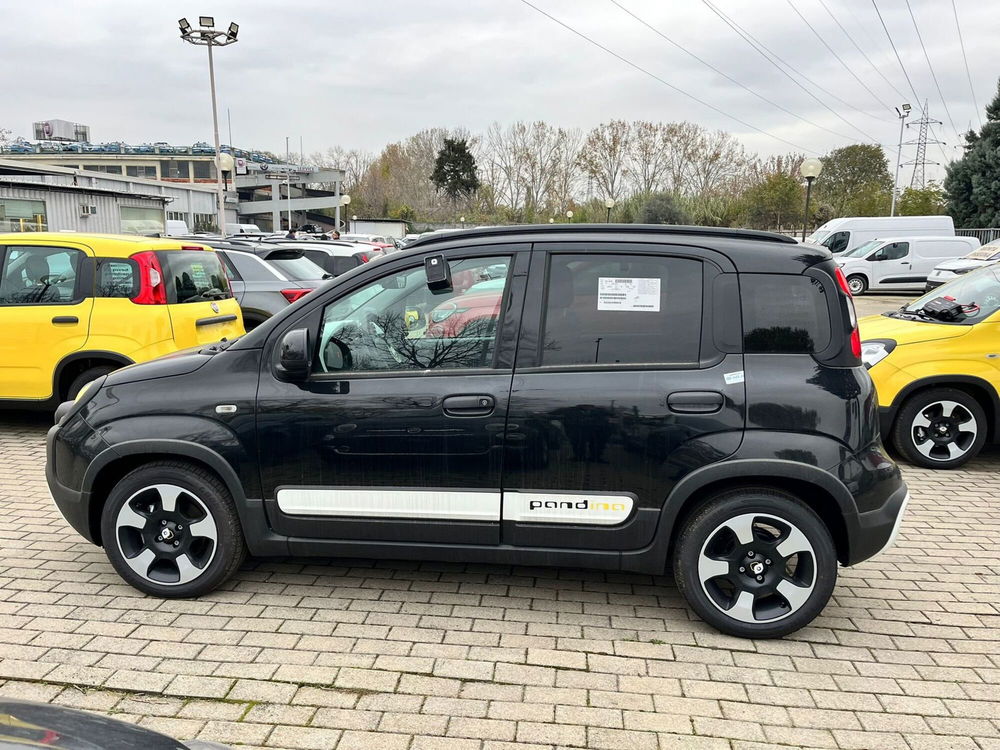 Fiat Panda Cross nuova a Milano (4)