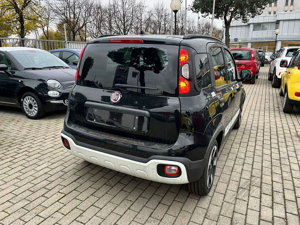 Fiat Panda Cross nuova a Milano (7)